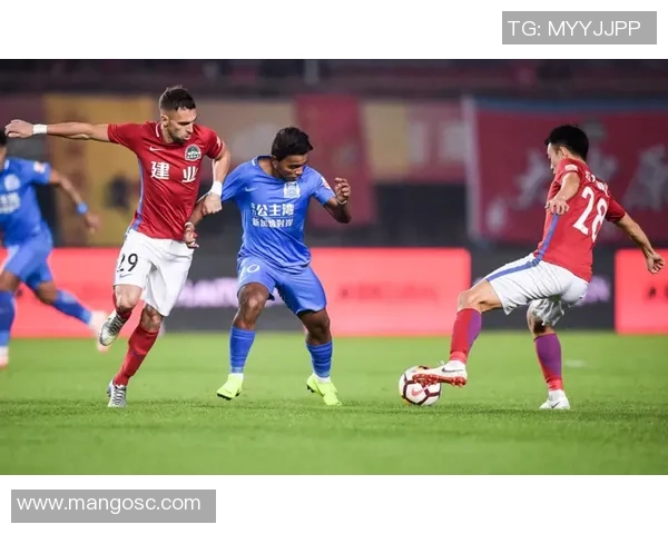 富力与建业历史交锋战绩回顾及分析展望